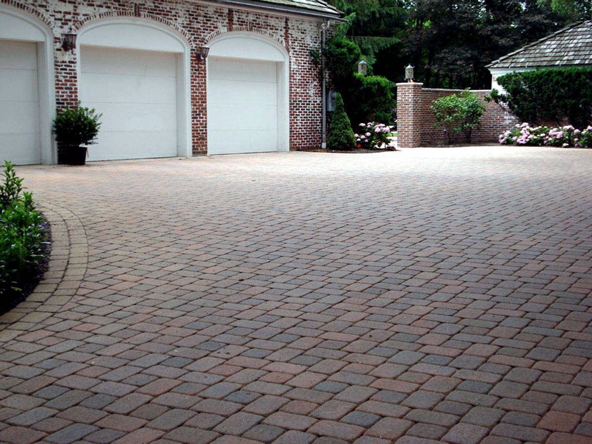 Petrillo & Son Corp. - Hardscaping Residential