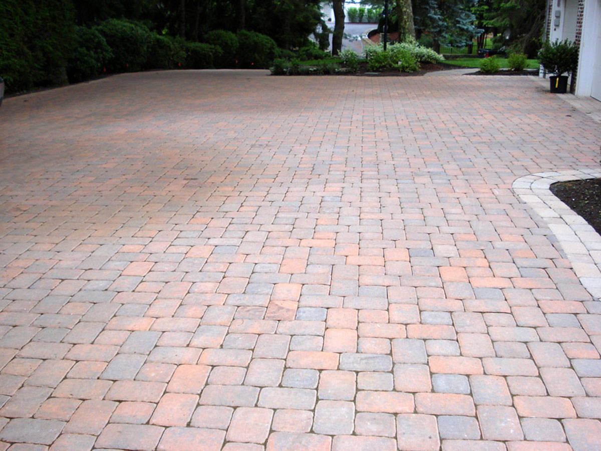 Petrillo & Son Corp. - Hardscaping Residential